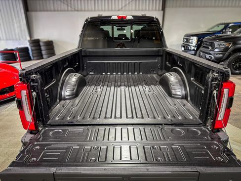 Used 2024 Ford F250 Limited AWD/4WD image 8