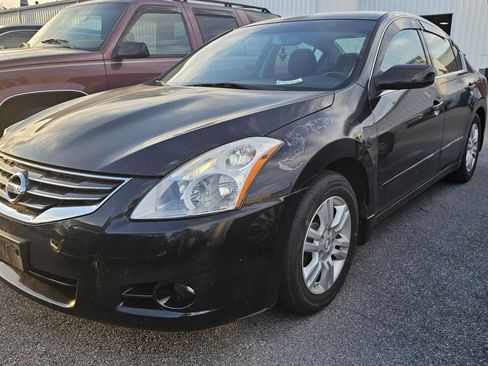 Used 2012 Nissan Altima 2.5 S w/ 20th Anniversary Pkg FWD image 1