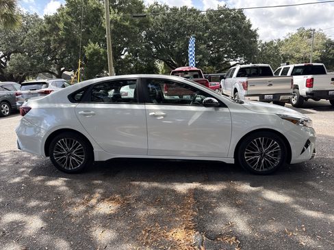 Used 2024 Kia Forte GT-Line w/ GT-Line Premium Package image 5