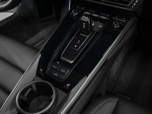 Used 2020 Porsche 911 Carrera S image 50