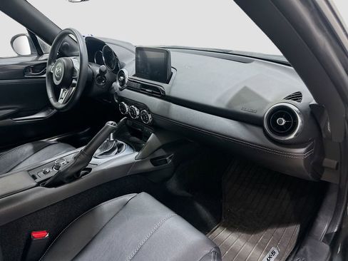 Used 2021 MAZDA MX-5 Miata Grand Touring RWD image 25