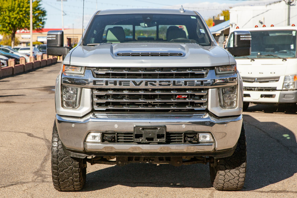 Used 2020 Chevrolet Silverado 2500 LTZ w/ LTZ Plus Package AWD/4WD image 9