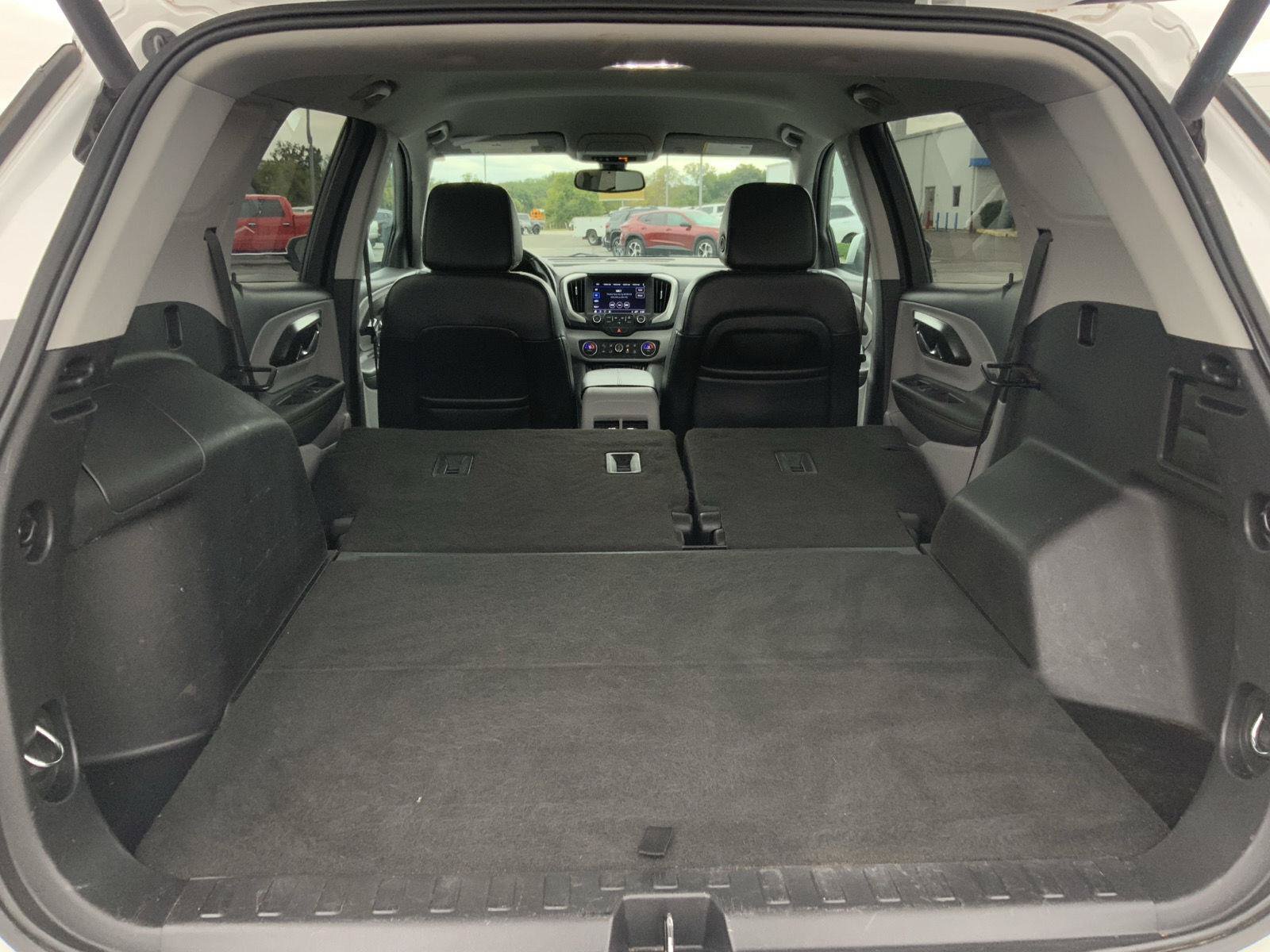 Used 2018 GMC Terrain SLT w/ Preferred Package FWD image 11