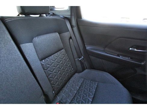 Used 2025 Nissan Kicks SV image 12