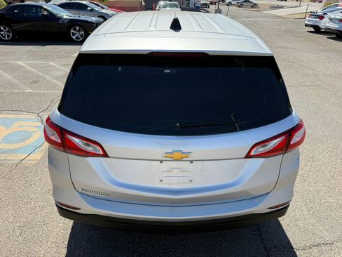 Used 2020 Chevrolet Equinox LS w/ LPO, Floor Liner Package FWD image 38