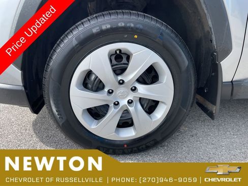 Used 2025 Toyota RAV4 LE FWD image 53