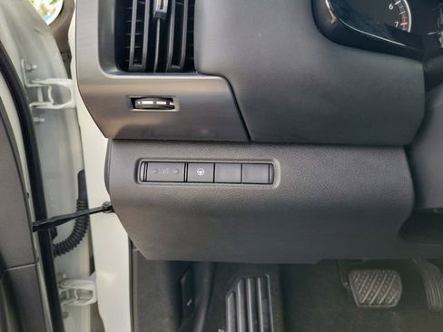 Used 2024 Nissan Pathfinder Rock Creek AWD/4WD image 14