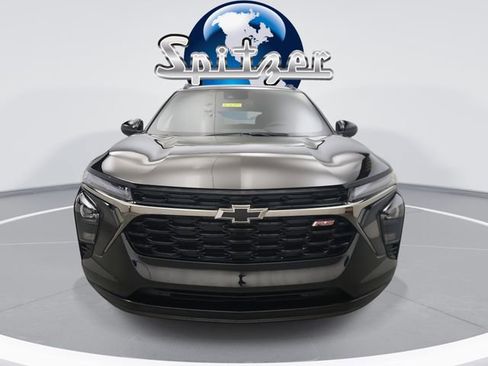 New 2026 Chevrolet Trax RS w/ Sunroof Package image 3