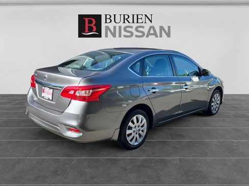 Used 2019 Nissan Sentra S FWD image 5