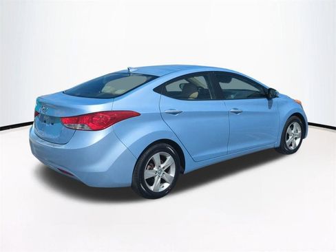 Used 2013 Hyundai Elantra GLS image 5