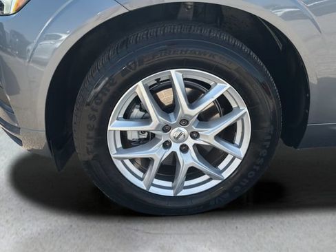 Used 2021 Volvo XC60 T5 Momentum AWD/4WD image 10