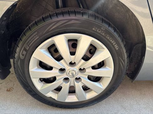 Used 2017 Nissan Sentra S FWD image 21