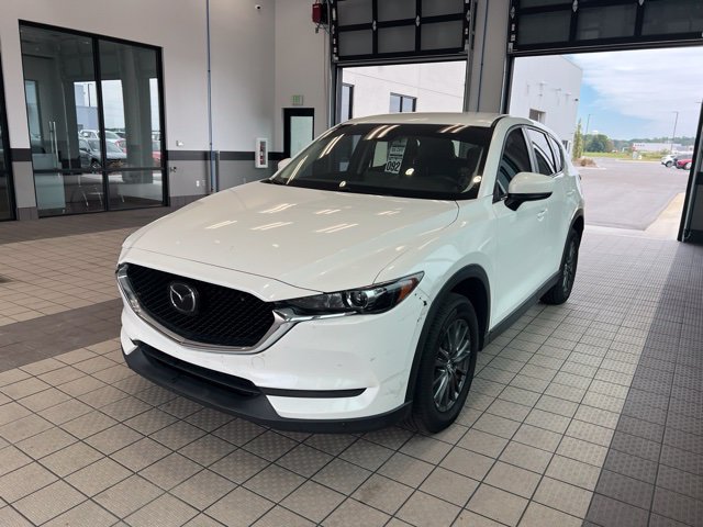 Used 2021 MAZDA CX-5 Touring FWD image 2