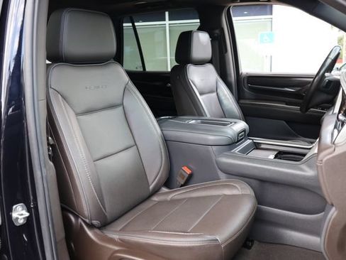 Used 2021 GMC Yukon Denali AWD/4WD image 24