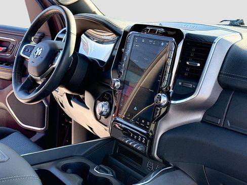 Used 2023 RAM 1500 Laramie image 5