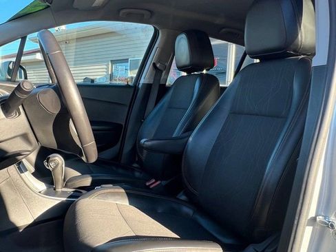 Used 2022 Chevrolet Trax LT w/ Driver Confidence Package AWD/4WD image 10
