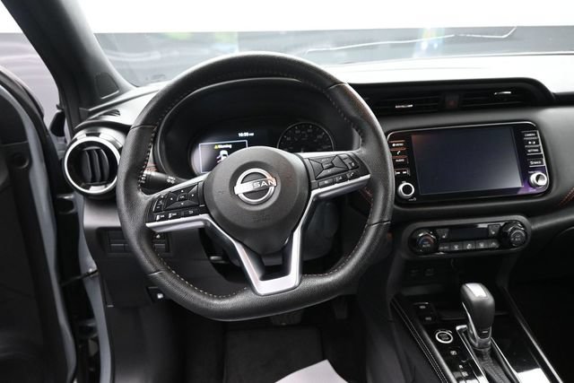 Used 2024 Nissan Kicks SR w/ SR Premium Package FWD image 22