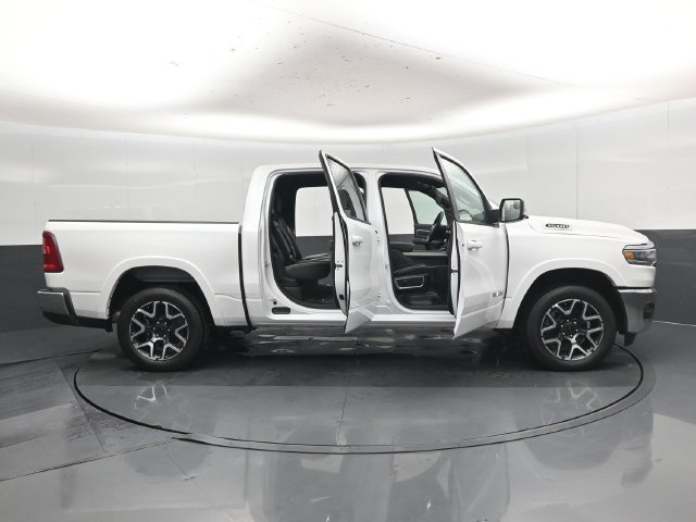 Used 2026 RAM 1500 Laramie AWD/4WD image 59