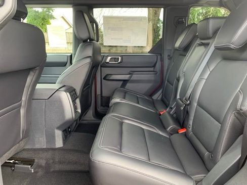 New 2026 Ford Bronco Outer Banks AWD/4WD image 15