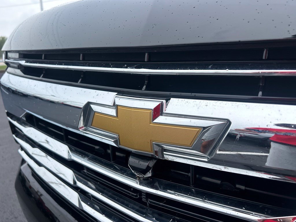 Used 2025 Chevrolet Tahoe LT AWD/4WD image 9