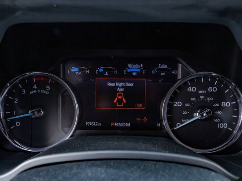 Used 2022 Ford F250 Lariat w/ Lariat Ultimate Package image 17