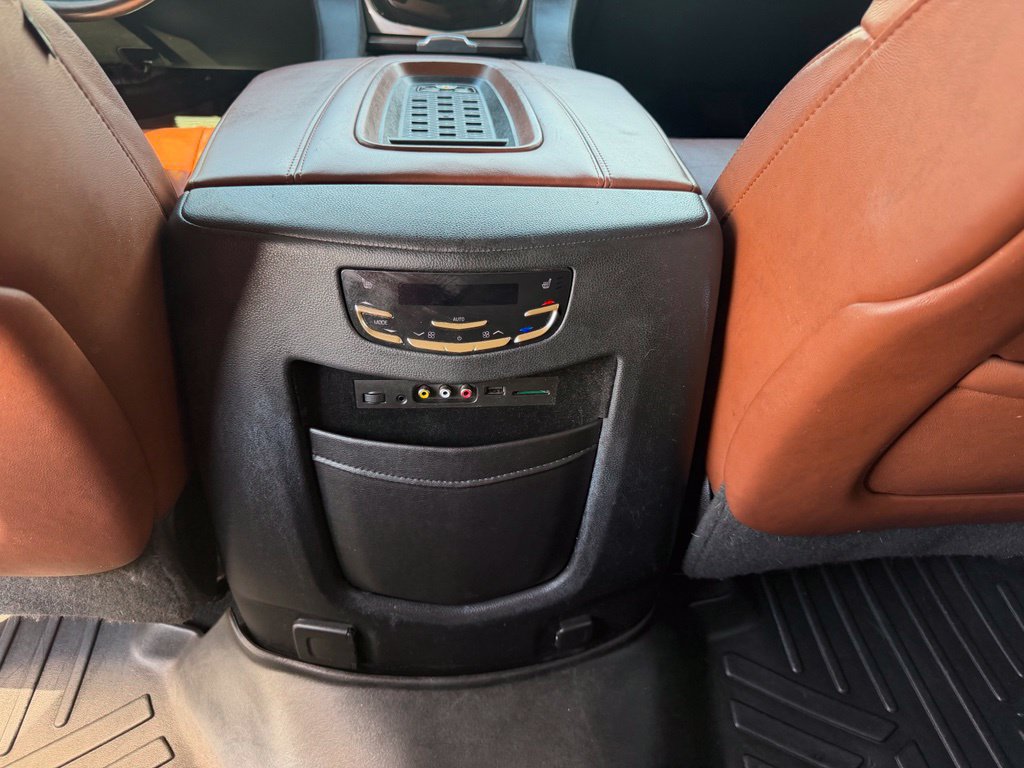Used 2016 Cadillac Escalade Luxury RWD image 23