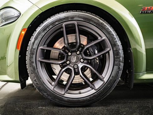 Used 2022 Dodge Charger Scat Pack image 13