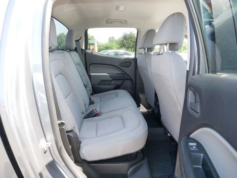 Used 2018 Chevrolet Colorado W/T w/ WT Convenience Package AWD/4WD image 19