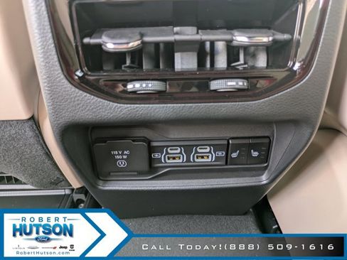 New 2025 Jeep Grand Cherokee Limited w/ MOPAR Finishing Package RWD image 14