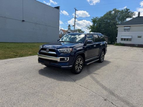 Used 2014 Toyota 4Runner Limited AWD/4WD image 3
