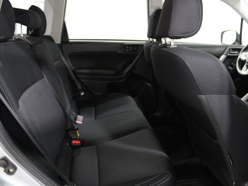 Used 2018 Subaru Forester 2.5i Premium AWD/4WD image 23