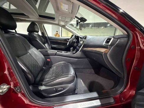 Used 2017 Nissan Maxima Platinum image 10