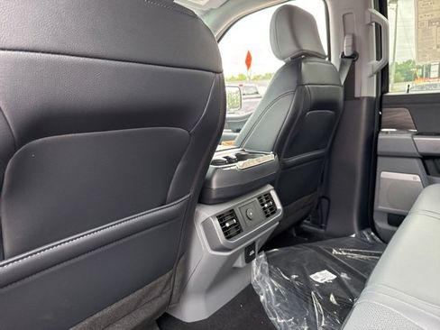 New 2025 Ford F150 Lariat w/ Equipment Group 501A Mid image 22