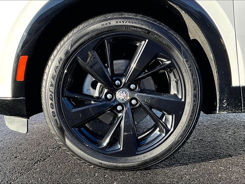 Used 2022 Buick Envision Preferred w/ Sport Touring Package image 8