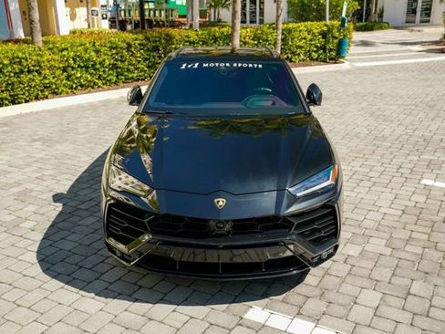 Used 2022 Lamborghini Urus image 6
