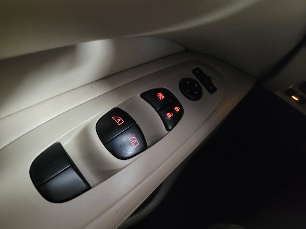 Used 2020 Nissan Pathfinder SL FWD image 27