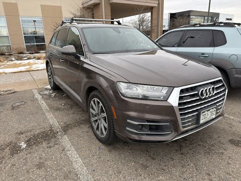 Used 2017 Audi Q7 3.0T Prestige image 9