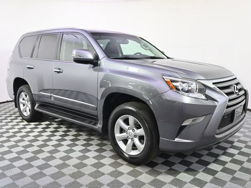 Used 2015 Lexus GX 460 w/ Navigation Package AWD/4WD image 8