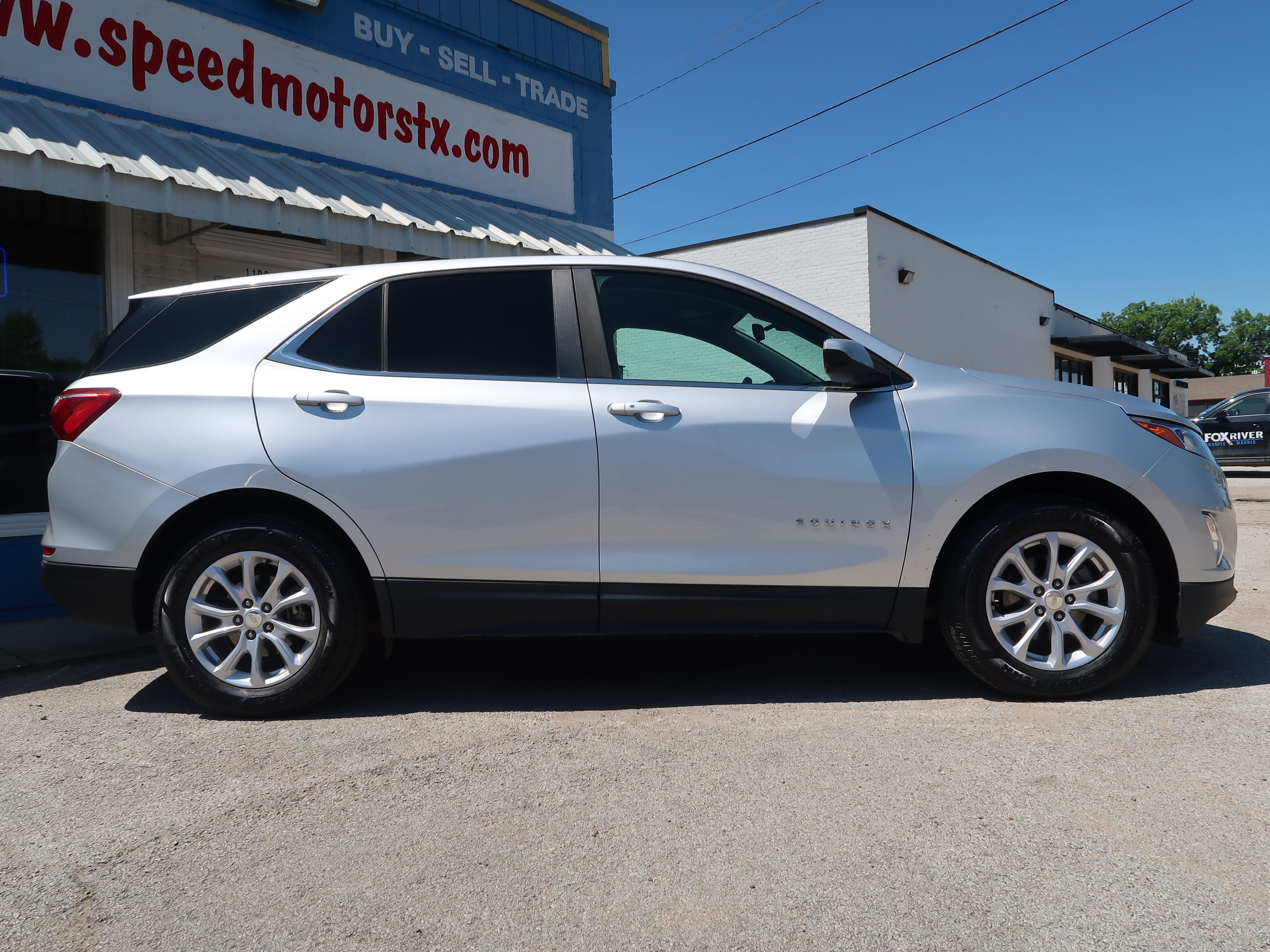 Used 2021 Chevrolet Equinox LT FWD image 4