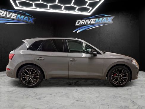 Used 2021 Audi SQ5 Premium Plus w/ Premium Plus Package AWD/4WD image 4