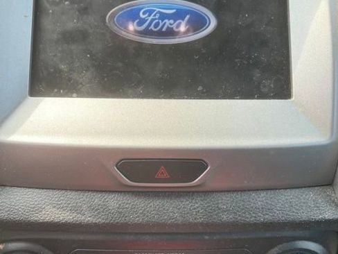 Used 2022 Ford Ranger XLT w/ Equipment Group 301A Mid AWD/4WD image 11