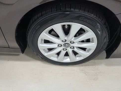 Used 2018 Toyota Camry LE FWD image 34