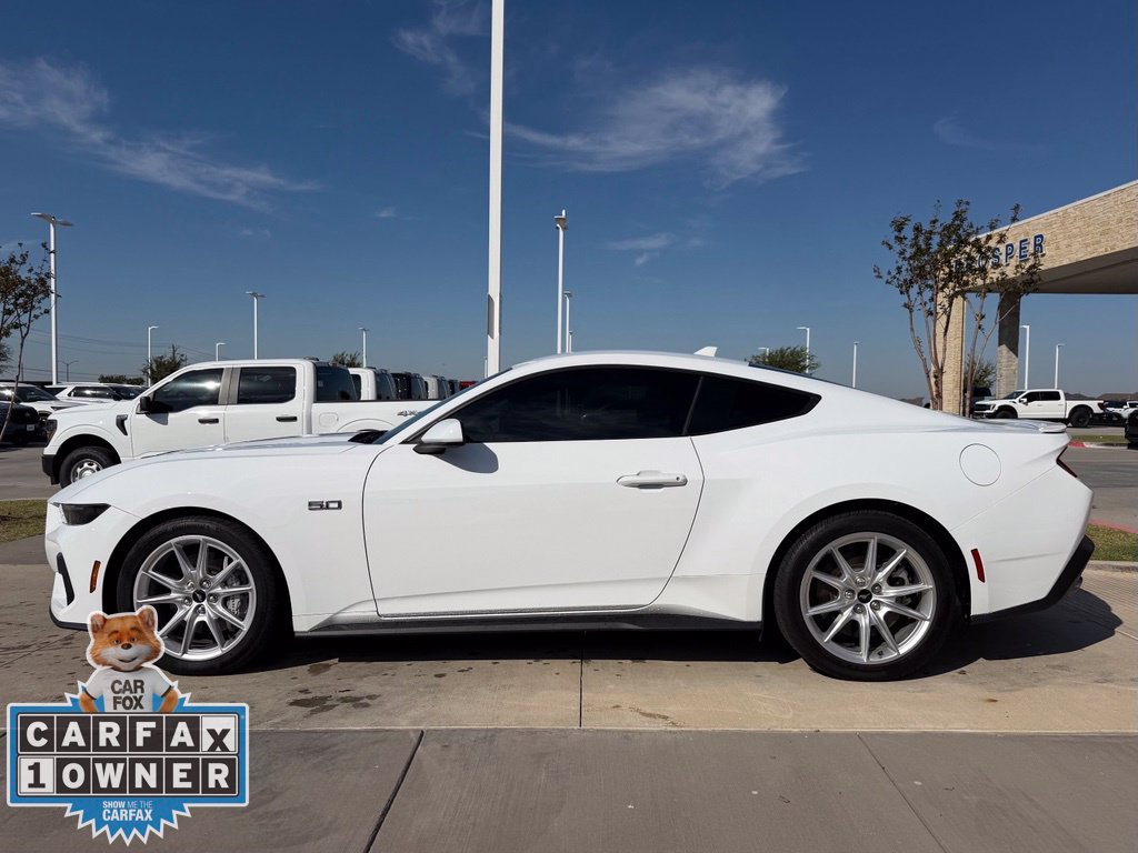 Used 2025 Ford Mustang GT Premium RWD image 9