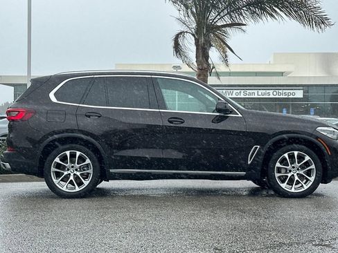 Used 2022 BMW X5 sDrive40i w/ Climate Comfort Package image 2