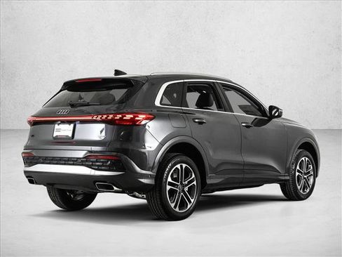 New 2025 Audi Q5 Premium image 5