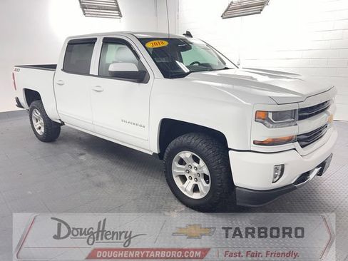 Used 2018 Chevrolet Silverado 1500 LT w/ All Star Edition AWD/4WD image 4