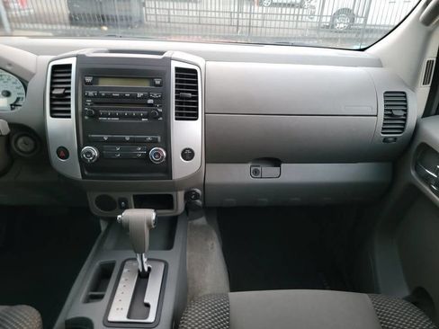 Used 2012 Nissan Frontier SV w/ Sport Appearance Pkg image 15