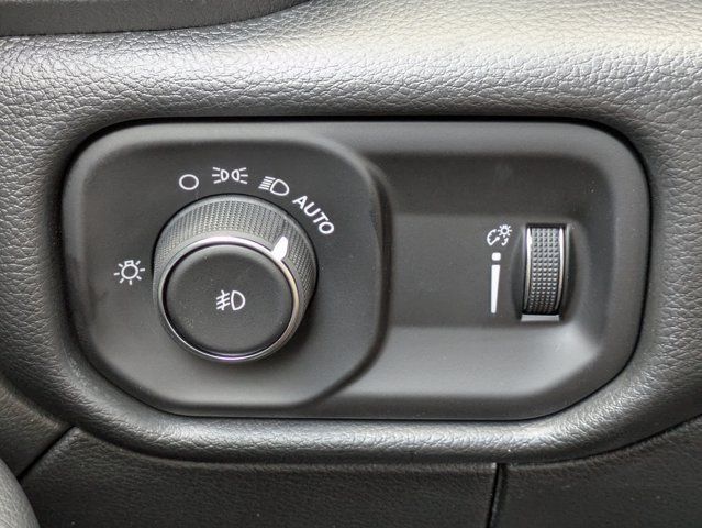 New 2026 RAM 3500 Tradesman w/ Chrome Appearance Group A AWD/4WD image 22