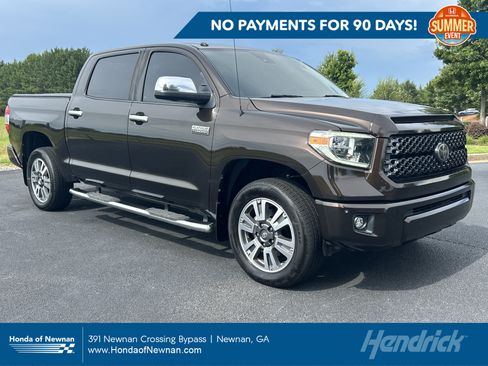 Used 2019 Toyota Tundra Platinum AWD/4WD image 1