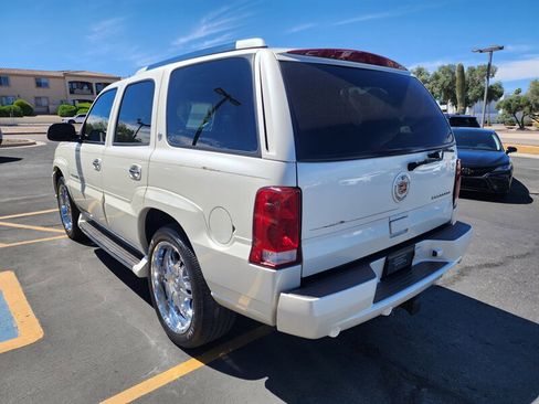 Used 2004 Cadillac Escalade AWD image 5